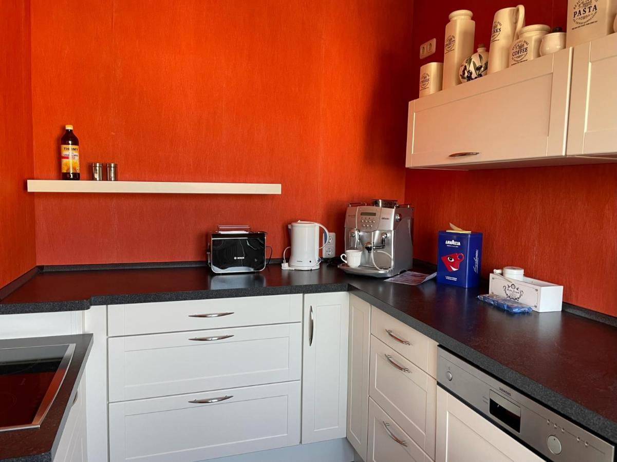 Apartment Zentrale Grosszuegige Dachterassen Whg Am Stadtpark In 15 Min Mit U-bahn Zur Messe Nürnberg